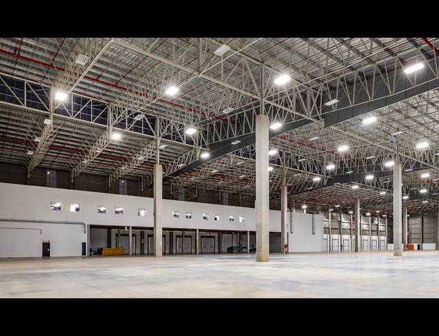 4,175M² WAREHOUSE TO LET IN AIRPORT INDUSTRIA